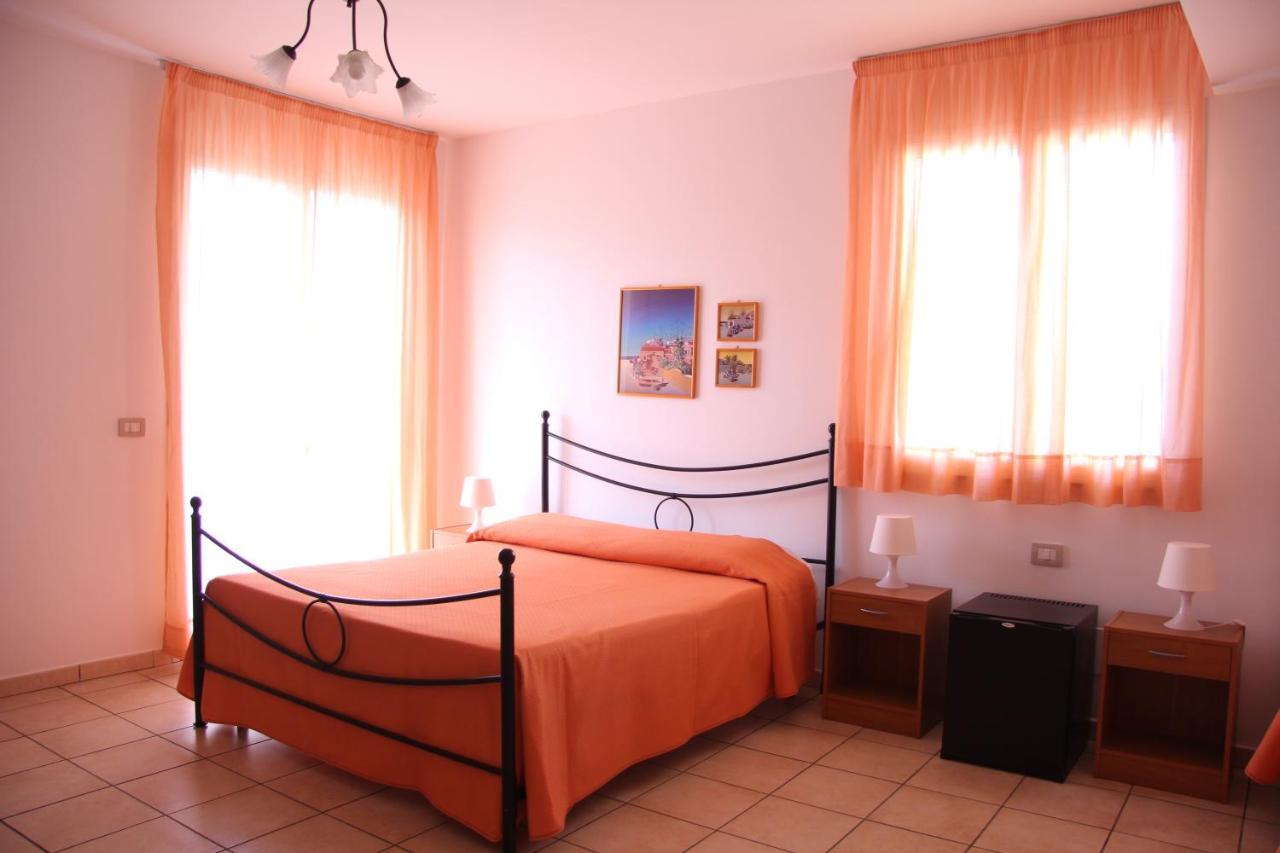 Fragolina B&B Furci Siculo Exteriér fotografie