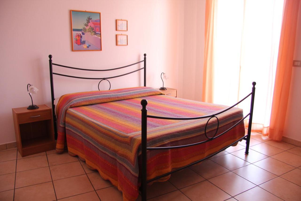 Fragolina B&B Furci Siculo Exteriér fotografie