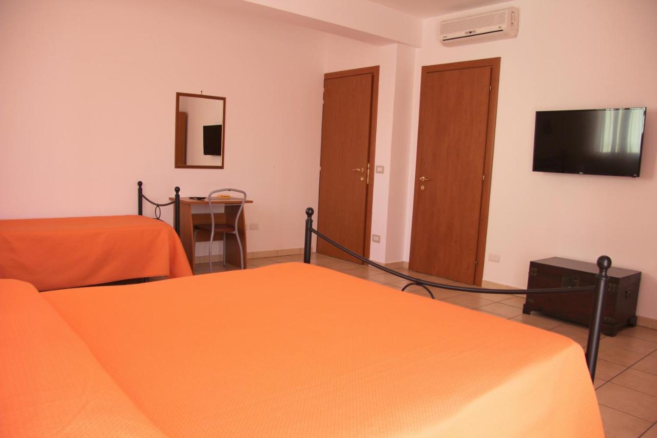 Fragolina B&B Furci Siculo Exteriér fotografie