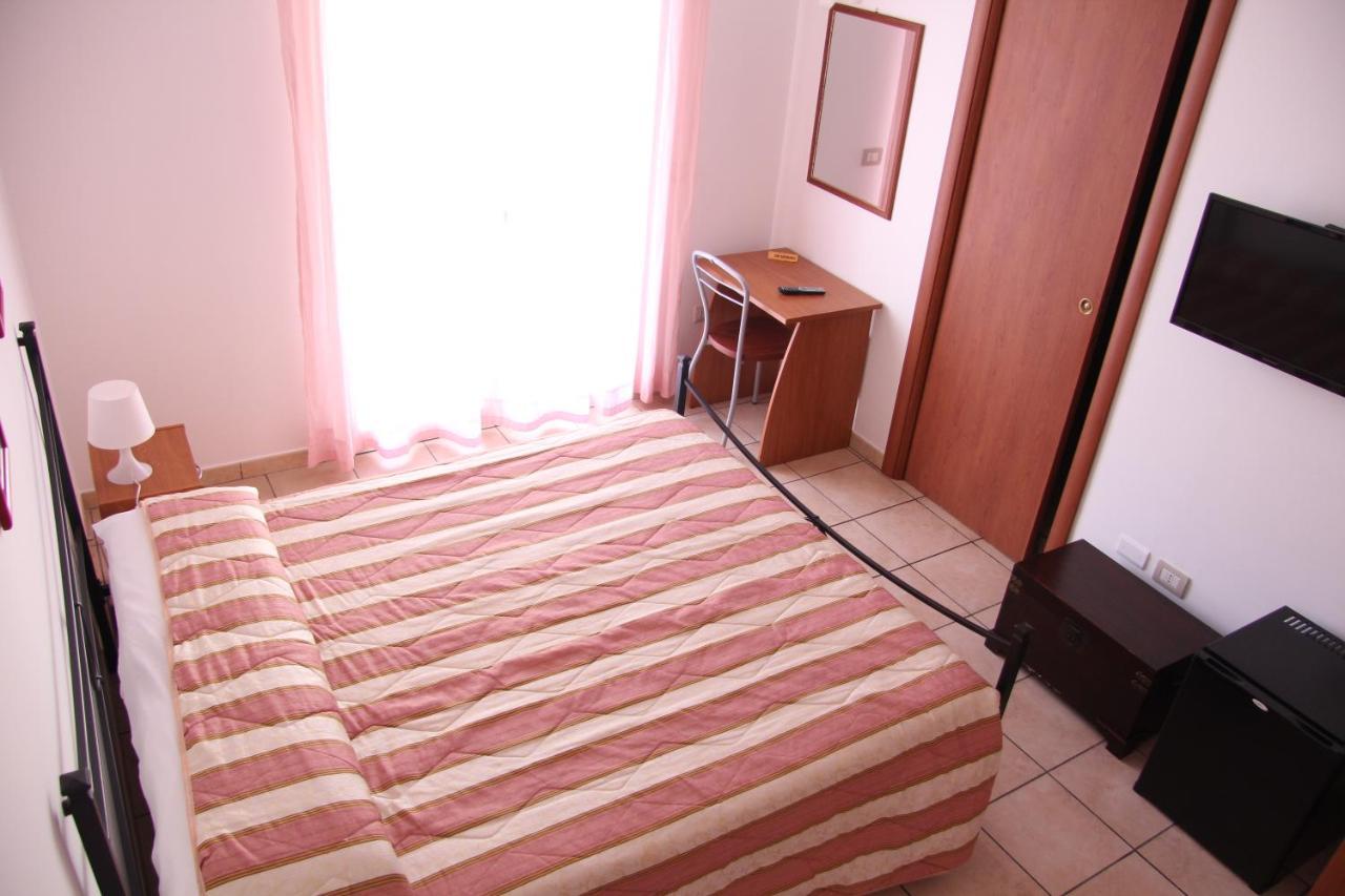 Fragolina B&B Furci Siculo Exteriér fotografie