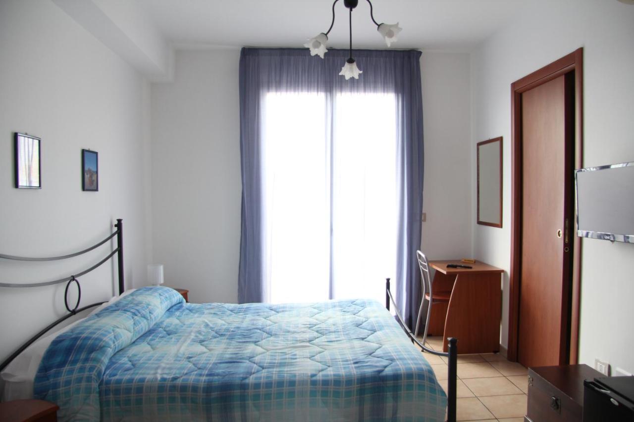 Fragolina B&B Furci Siculo Exteriér fotografie